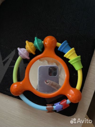 Игрушки для малыша до года