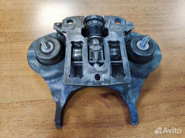 Вилка сцепления Ford ca6z7515j