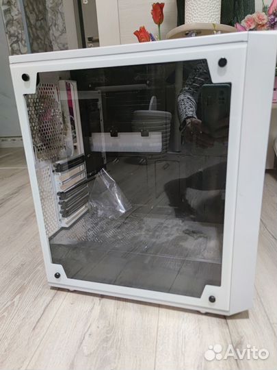 Корпус Fractal Design Meshify C белый