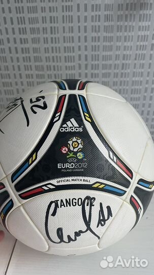 Футбольный мяч adidas tango 2012