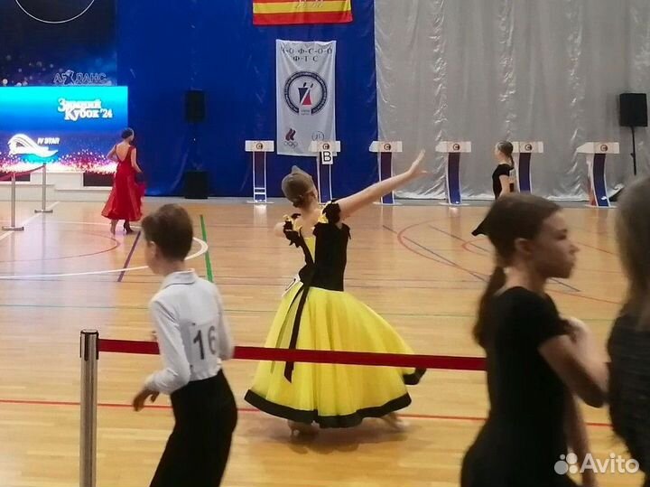 Платье для бальных танцев стандарт ю1- ю2