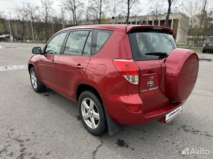 Toyota RAV4 2.0 AT, 2006, 198 000 км