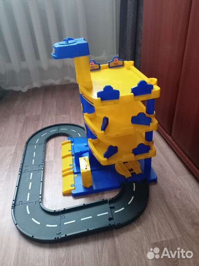 Трек для машинок