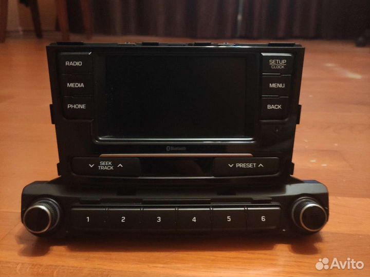 Штатная магнитола Huindai Solaris 2