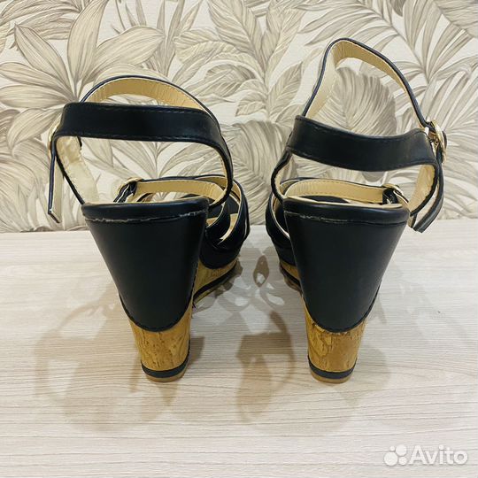 Босоножки женские 38 размер