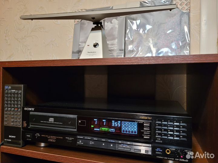 Cd проигрыватель sony 228 ESD(в идеале)