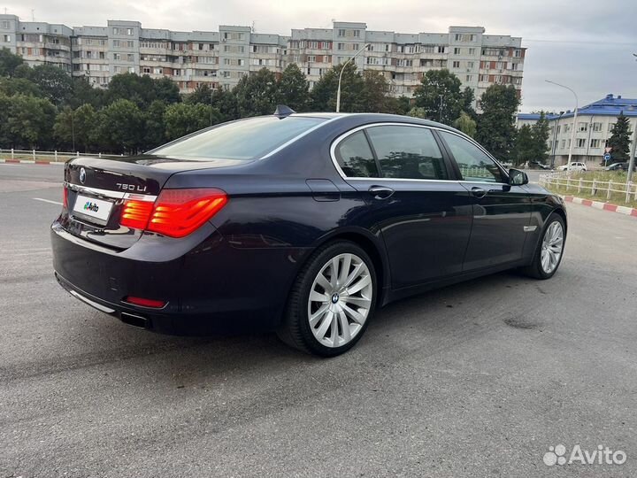 BMW 7 серия, 2012