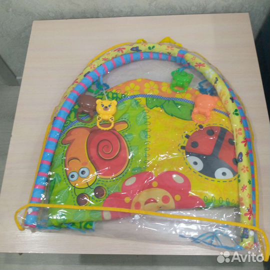Развивающий коврик