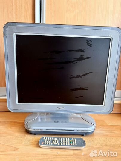Lcd tv/dvd combo