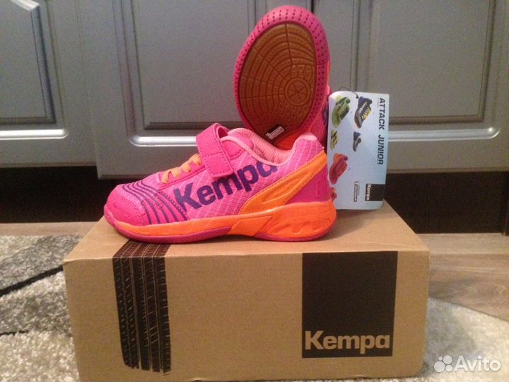 Кроссовки Kempa