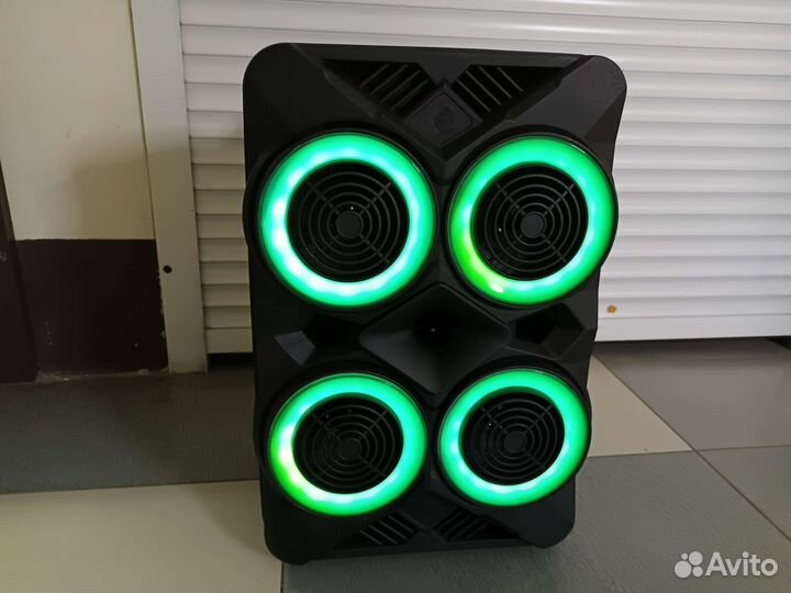 Колонка С 4 Динамиками - Блютуз + Радио + Микрофон