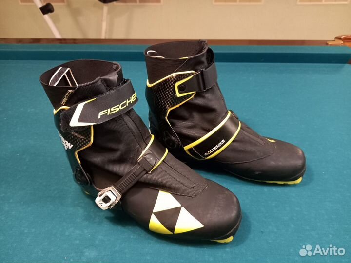 Лыжные ботинки fischer carbonlite skate