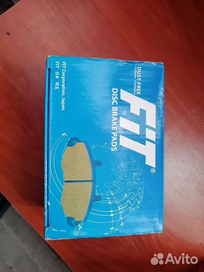 Тормозные колодки на тойоту короллу