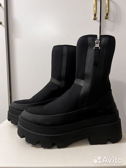 Сапоги ugg 37