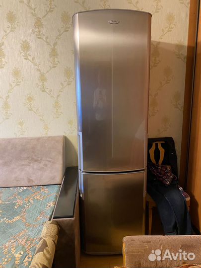 Холодильник бу whirlpool