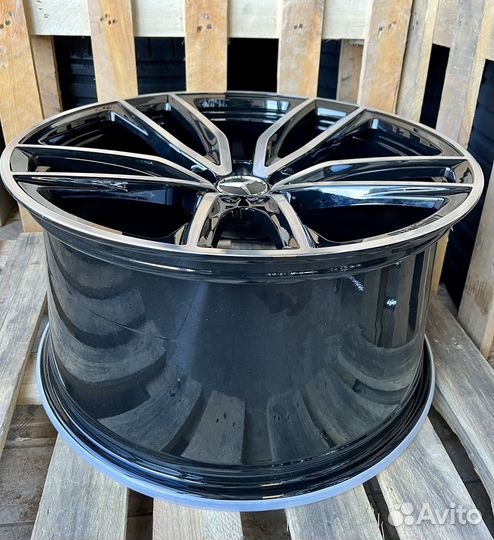 Диски Мерседес AMG GLS, GLE R 22 кованные