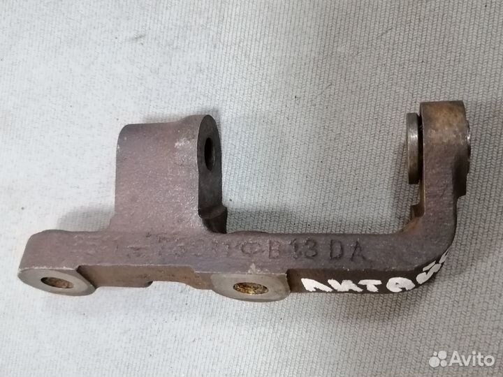 Кронштейн генерат.Toyota Lite Ace 3Y 2.0 1985-1991