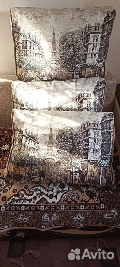 Диванные подушки