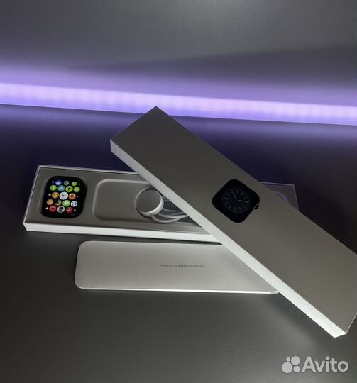 Apple watch series 8
