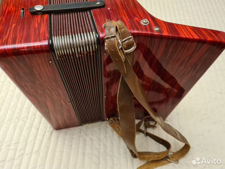 Аккордеон weltmeister cantosina