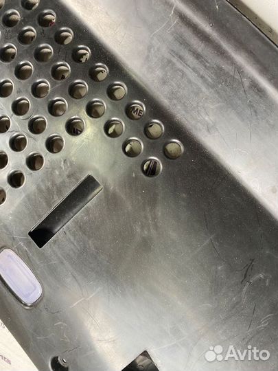 Накладка панели нижняя правая W211 Mercedes