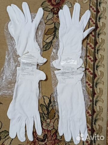 Перчатки парадные белые