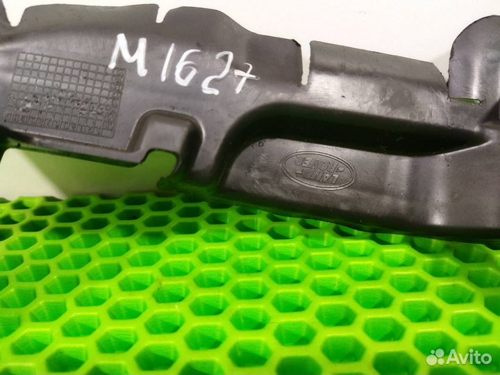 Дефлектор радиатора (воздуховод) левый Land Rover