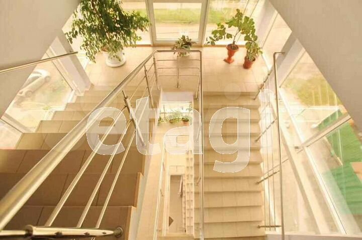 Продам офисное помещение, 850 м²