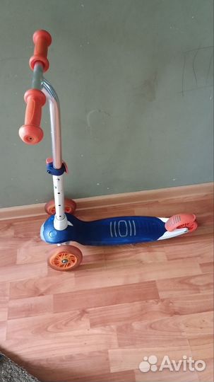 Детский самокат Oxelo b1 500