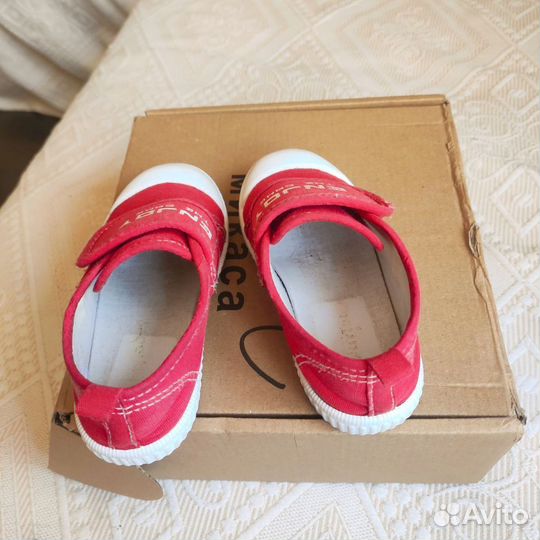 Кроссовки детские 25 размер