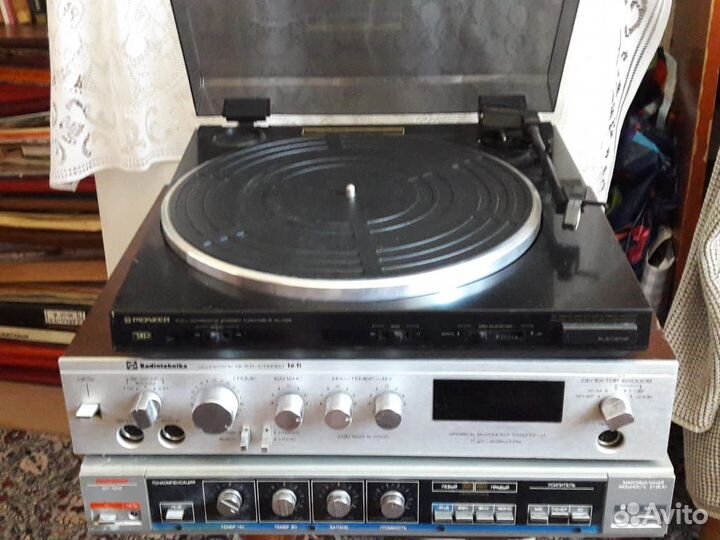 Усилители и проигрыватель