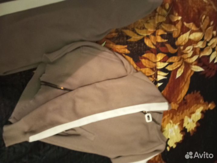 Спортивный костюм женский теплый 46