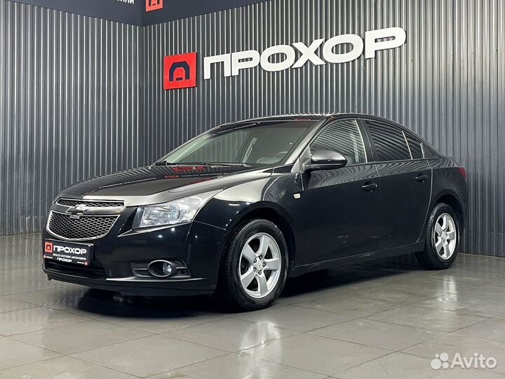 Chevrolet Cruze 1.6 AT, 2011, 163 243 км