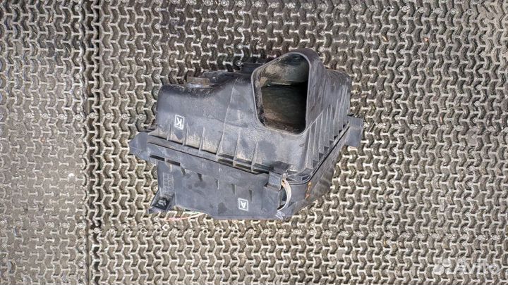 Корпус воздушного фильтра Toyota Auris E15, 2007