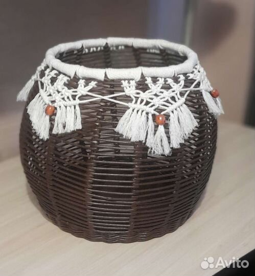Корзина плетеная интерьеная