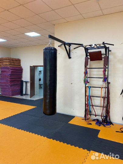 Боксерская груша мешок черная