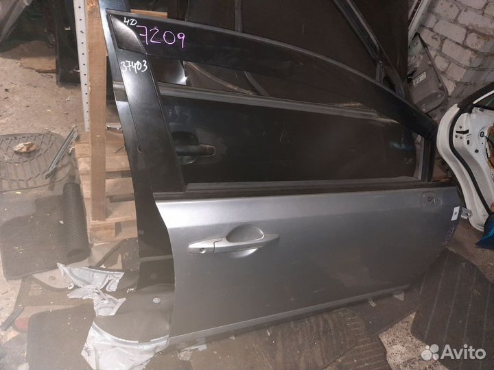 Передняя Дверь на Honda Civic 4D Прав/Лев Разбор