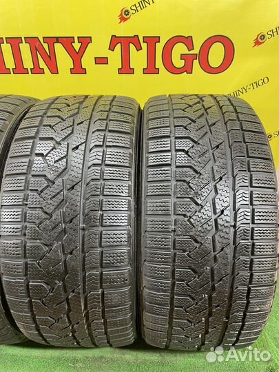 Kumho I'Zen RV Asymmetric 275/40 R20 106W