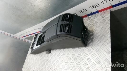 Подлокотник центральный mercedes benz C-class W204