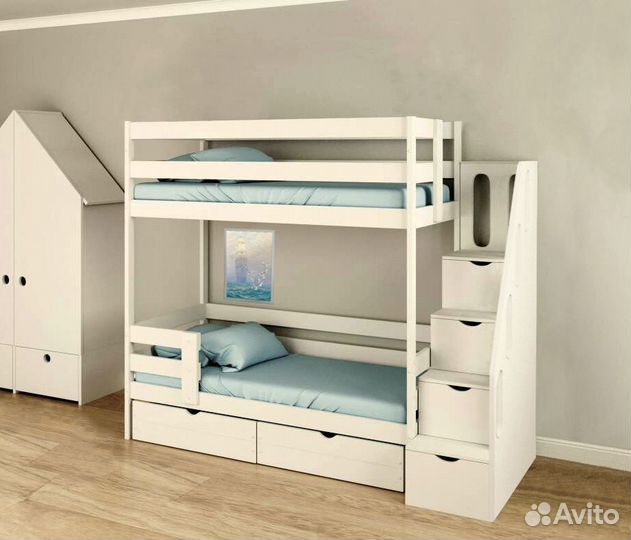 Двухъярусная кровать