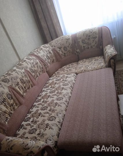 Угловой диван бу