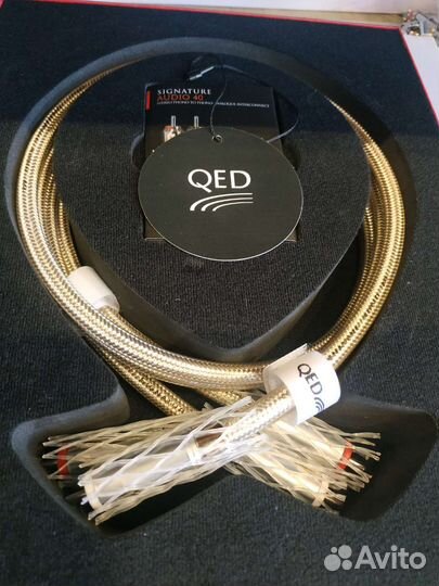 Кабель межблочный QED Signature Audio 40 1.0m