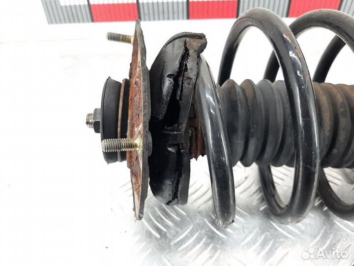 Стойка для Volvo V70 2