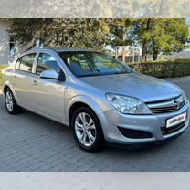 Opel Astra 1.8 AT, 2012, 136 000 км, с пробегом, цена 699 000 руб.