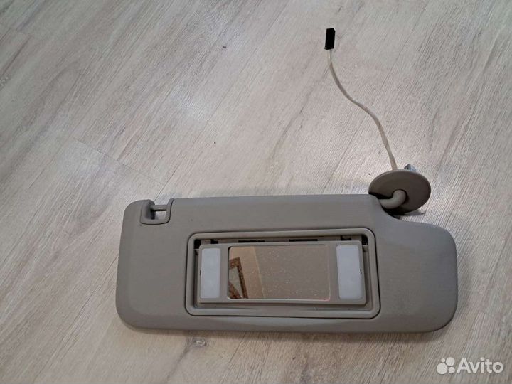 Солнцезащитный козырек правый Opel Astra J A14NET