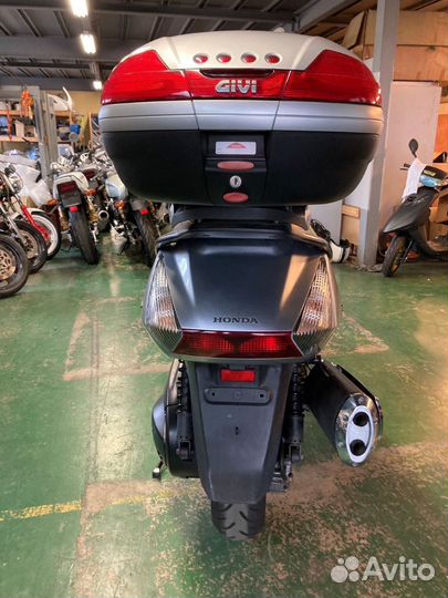 Максискутер Honda Silver Wing 400