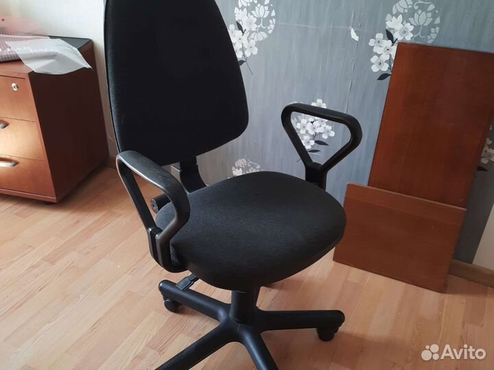 Компьютерное кресло бу