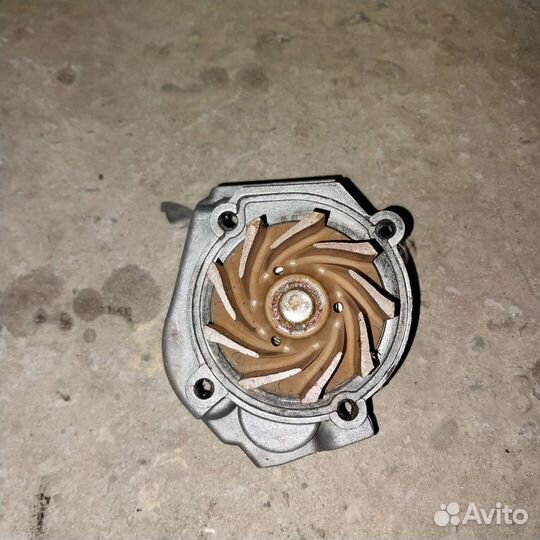 Помпа на fiat doblo