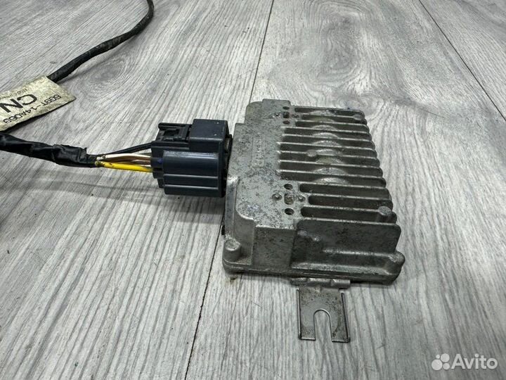 Блок управления топливным насосом Ford Mondeo 4