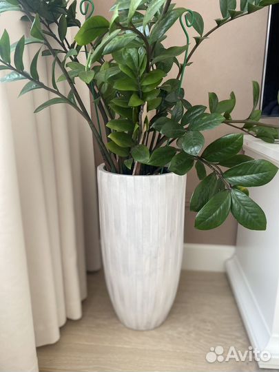 Кашпо для цветов напольное